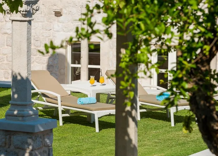 Pugliesi Villa *