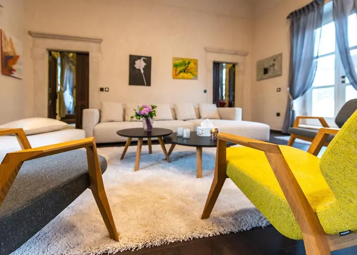 Villa Pugliesi *