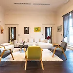 Pugliesi Villa *